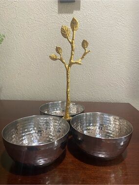 Elegance, Golden Vine,Hammered Stainless Steel, 3 Bowls with Gold Vine Detailed